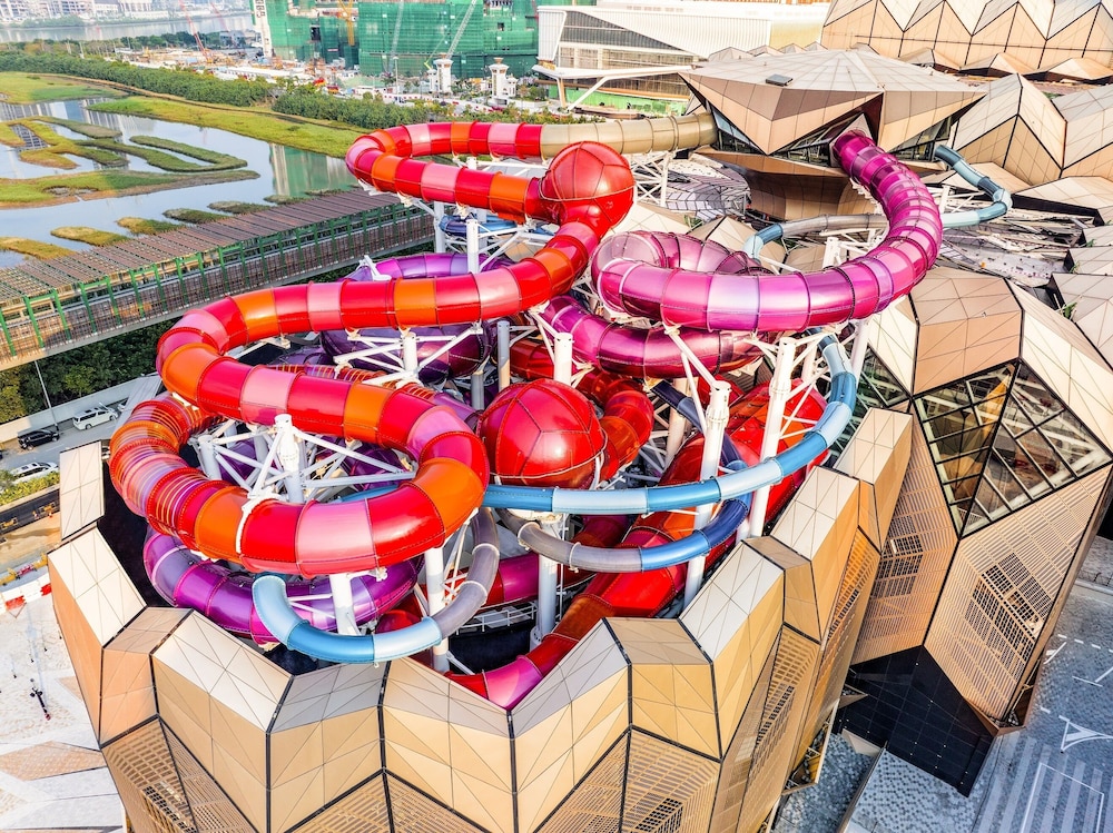 studio city epic tower