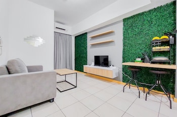 nice designed and comfort 2br apartment at m town residence