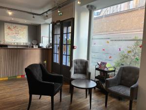 le montclair montmartre by river hostel