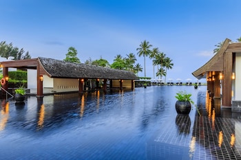 jw marriott khao lak resort suites