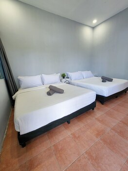 gurney coast guest house by sky hive