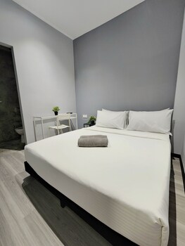 gurney coast guest house by sky hive