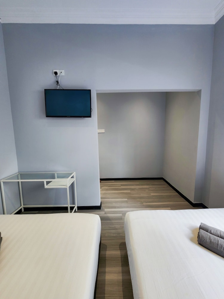 gurney coast guest house by sky hive