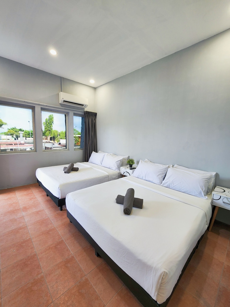 gurney coast guest house by sky hive