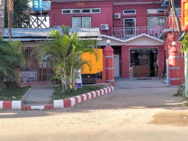 golden myanmar guest house