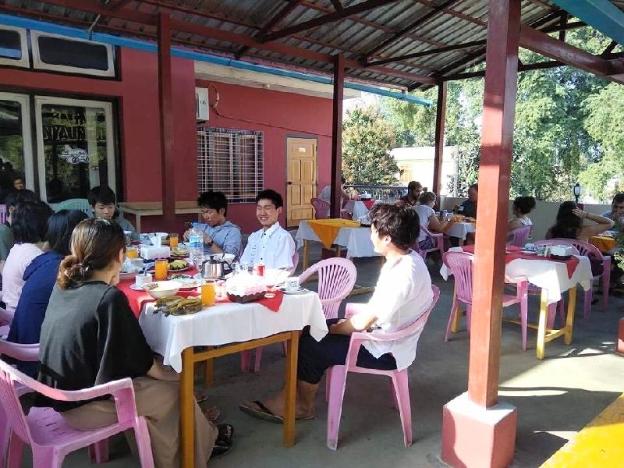 golden myanmar guest house