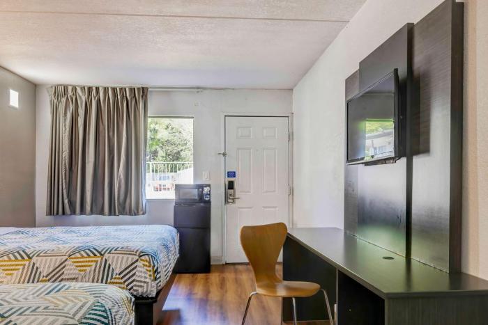 motel 6 little rock north