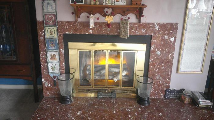 lil black bear inn
