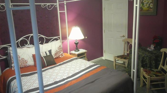 lil black bear inn