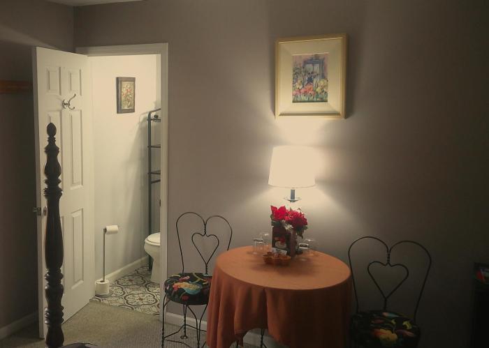 lil black bear inn