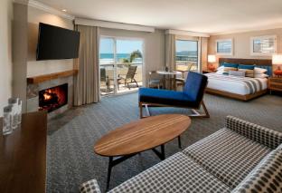 sandcastle hotel on the beach