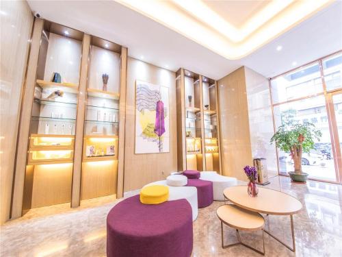 lavande hotel heyuan heping baisheng square