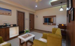 hotel monarch international