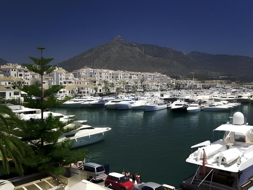 ona marbella inn