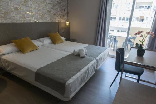ona marbella inn