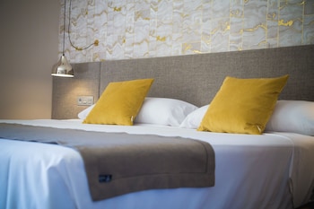 ona marbella inn
