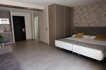 ona marbella inn