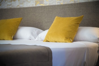 ona marbella inn