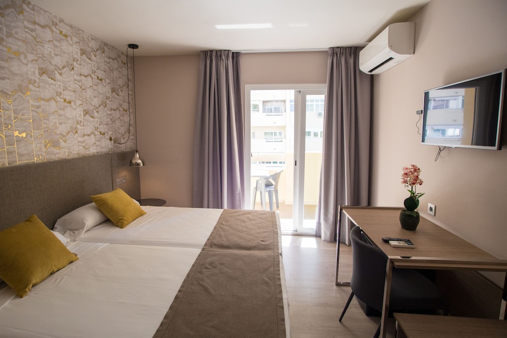 ona marbella inn