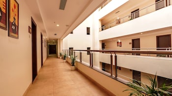 magnus square business hotel