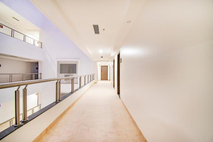 magnus square business hotel