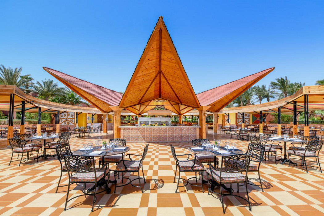 magic world sharm club by jaz