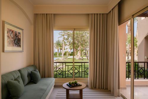 magic world sharm club by jaz