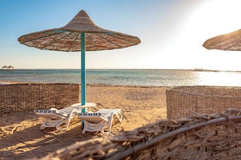 magic world sharm club by jaz