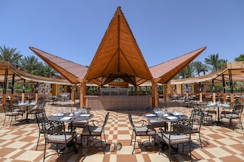 magic world sharm club by jaz