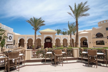 magic world sharm club by jaz