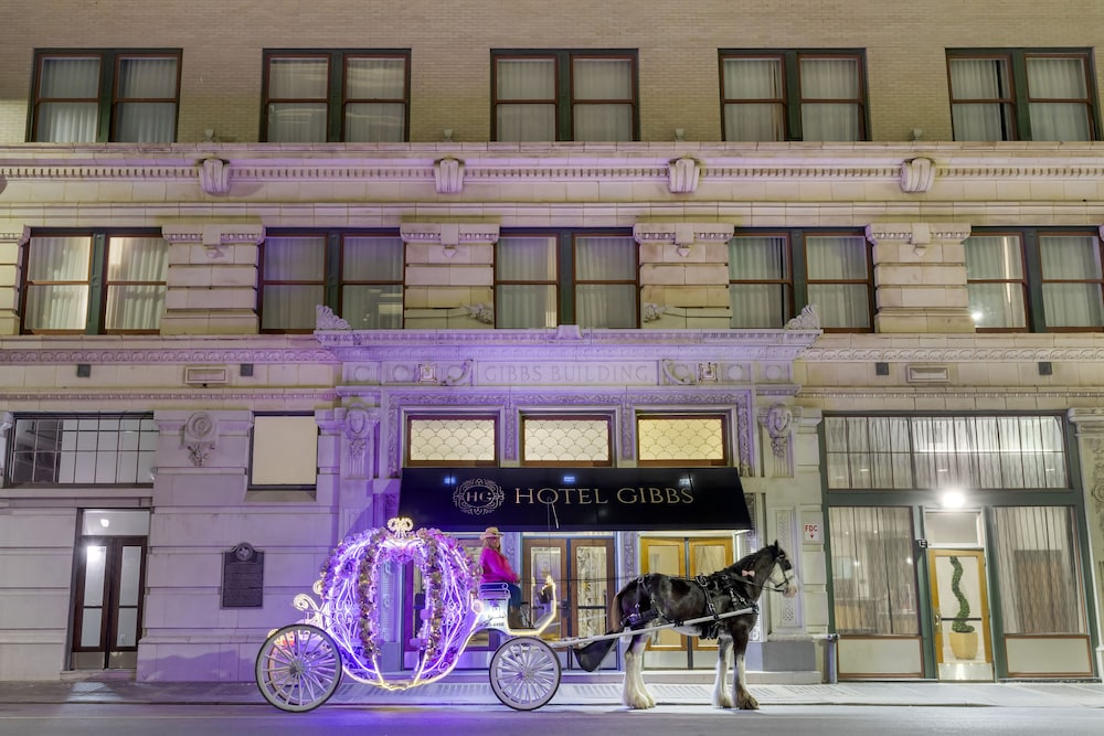 hotel gibbs downtown san antonio riverwalk
