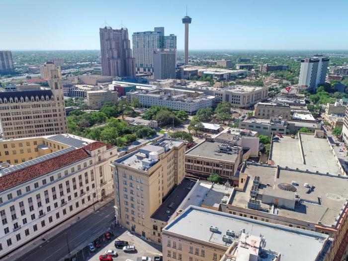hotel gibbs downtown san antonio riverwalk