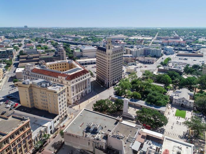 hotel gibbs downtown san antonio riverwalk