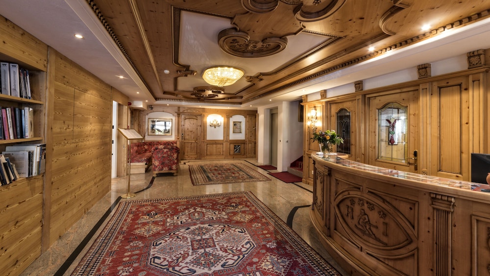 santa cristina val gardena