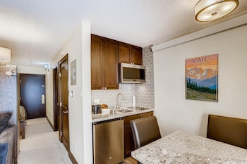 lifthouse lodge premium studio