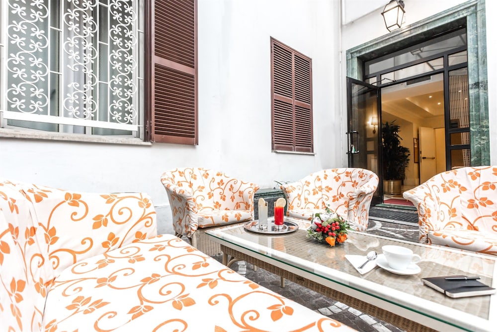 raeli hotel lazio