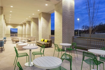 hilton garden inn nashville west end avenue