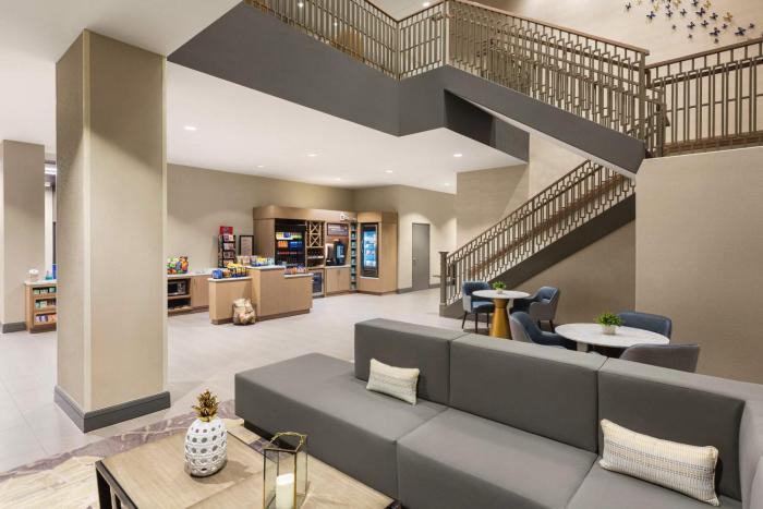 hilton garden inn nashville west end avenue