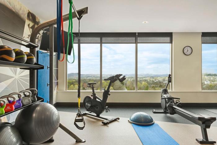 hilton garden inn nashville west end avenue