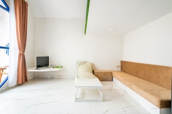 anny guesthouse by ecommerceloka