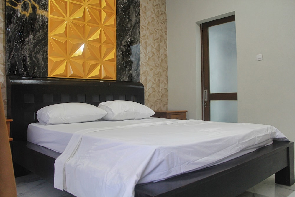 anny guesthouse by ecommerceloka