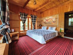 ruhoots cafe and homestay