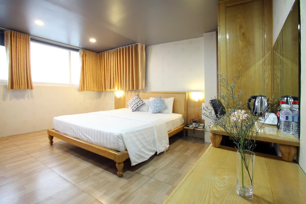 sunshine boutique hotel phu my hung