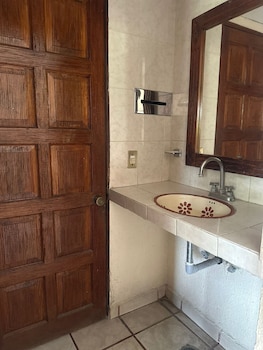 hotel hacienda maria eugenia acapulco