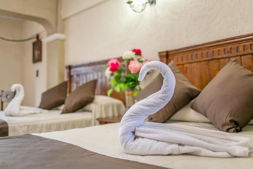 hotel hacienda maria eugenia acapulco