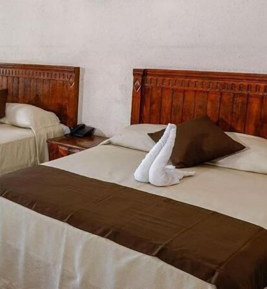 hotel hacienda maria eugenia acapulco