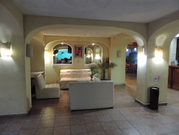 Hotel Hacienda Maria Eugenia Acapulco,Costera Acapulco>>Acapulco,3 star