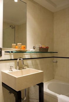 ayres recoleta uriburu