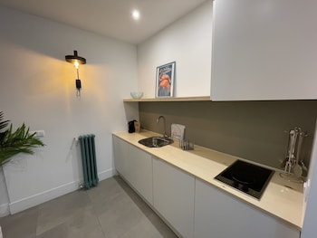 be mate gran via suites