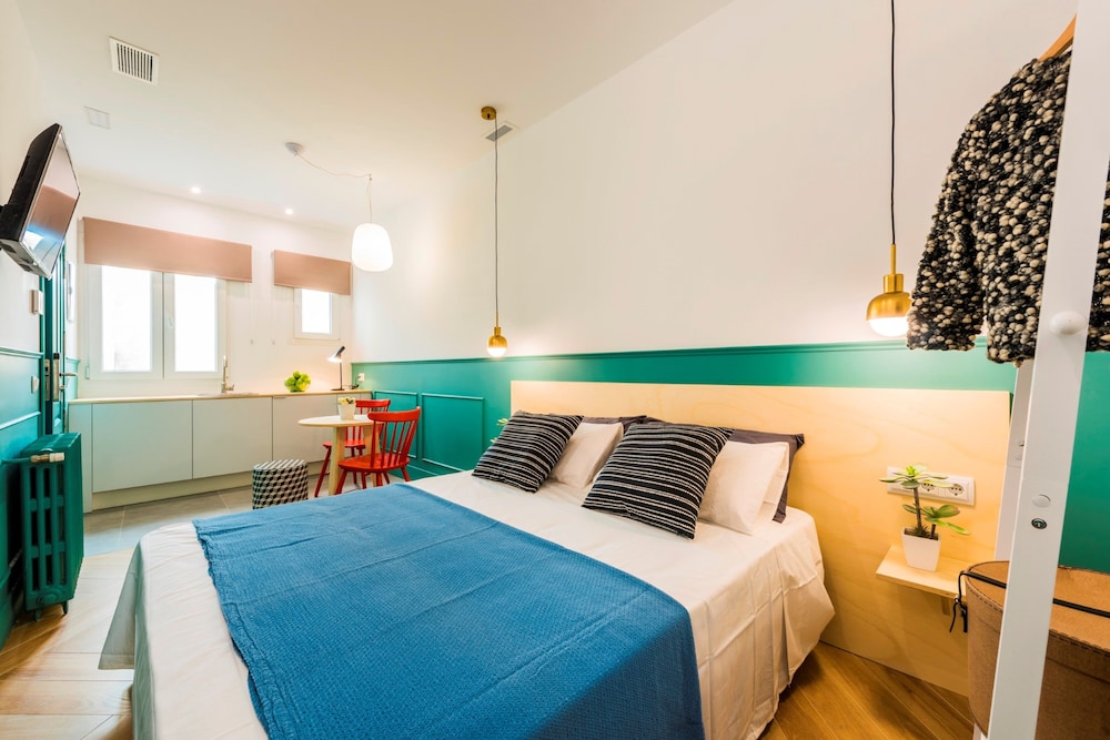 be mate gran via suites